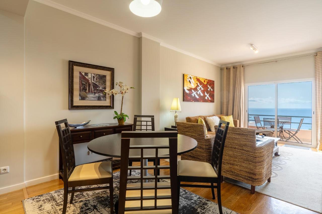 Stylish Apartment With Balcony And Amazing Views Over Funchal And The Sea Eksteriør bilde