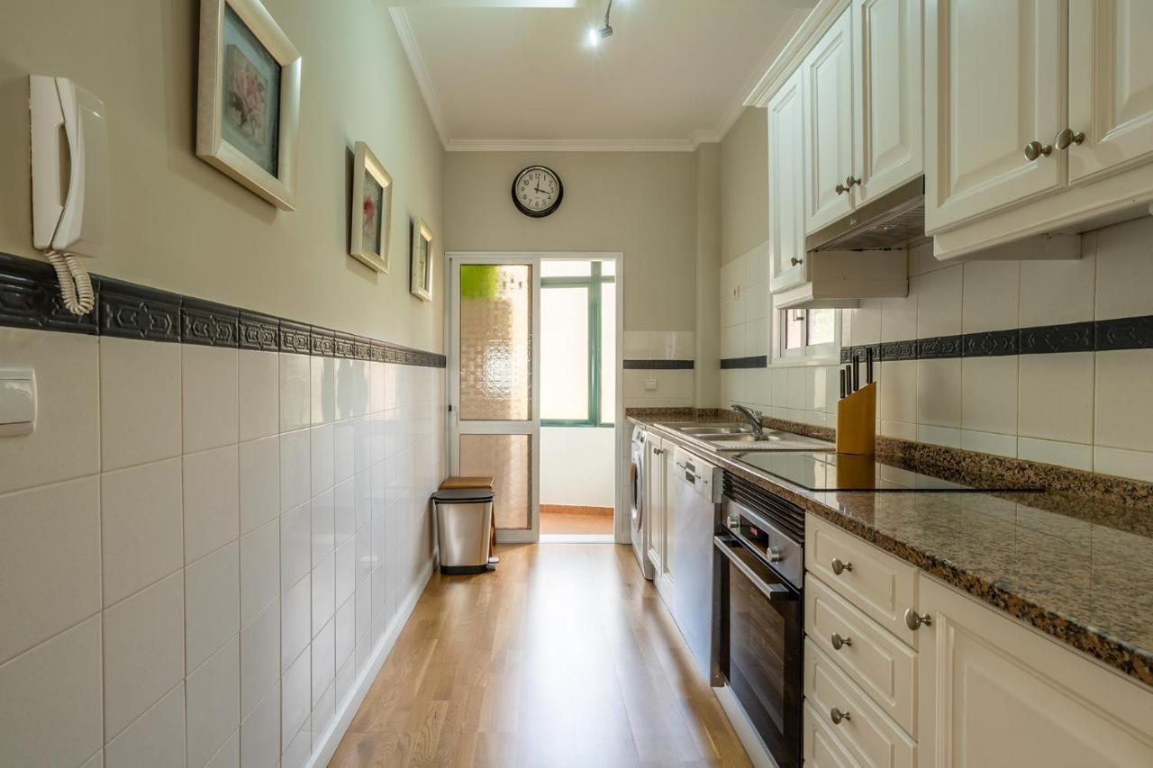 Stylish Apartment With Balcony And Amazing Views Over Funchal And The Sea Eksteriør bilde