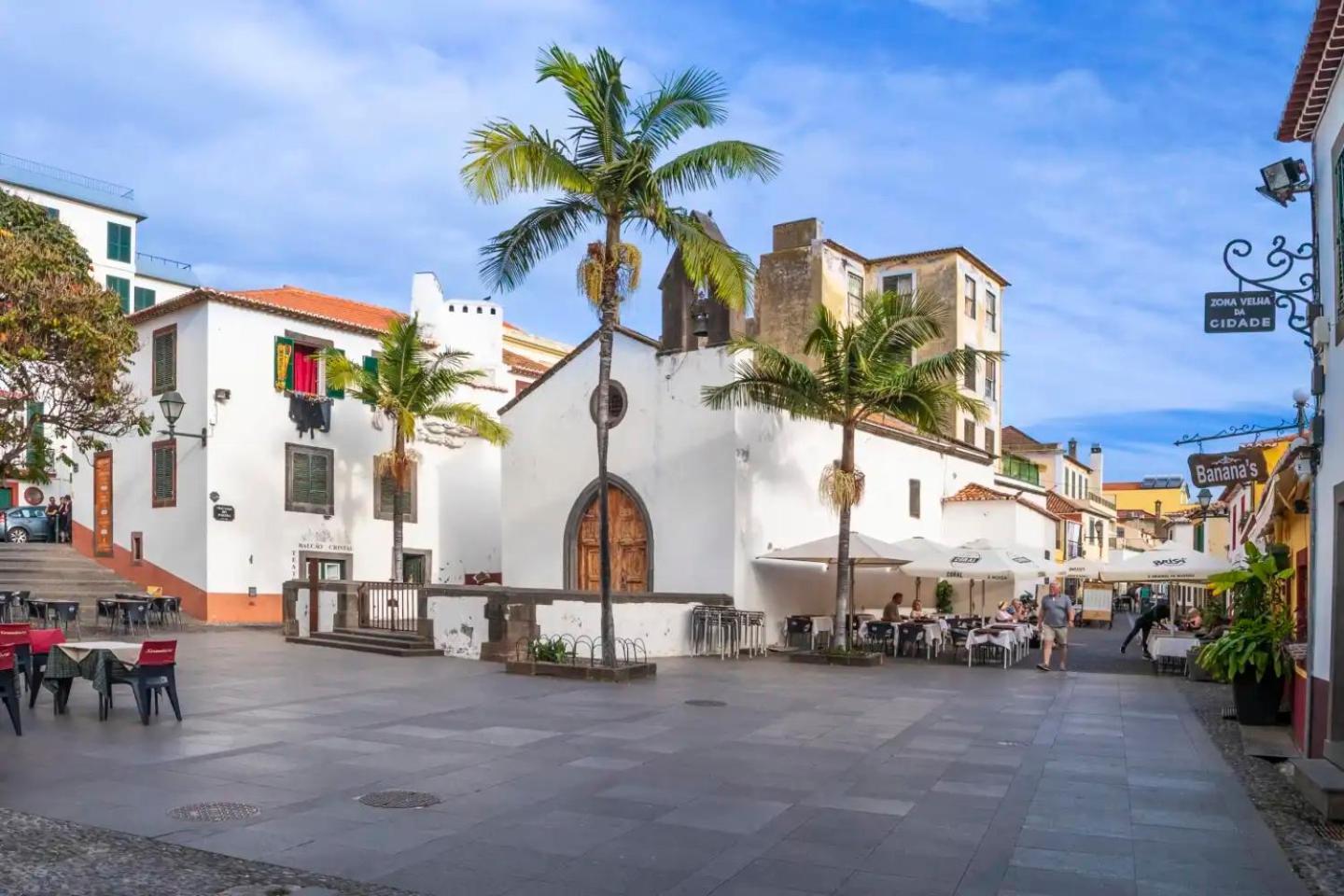 Stylish Apartment With Balcony And Amazing Views Over Funchal And The Sea Eksteriør bilde
